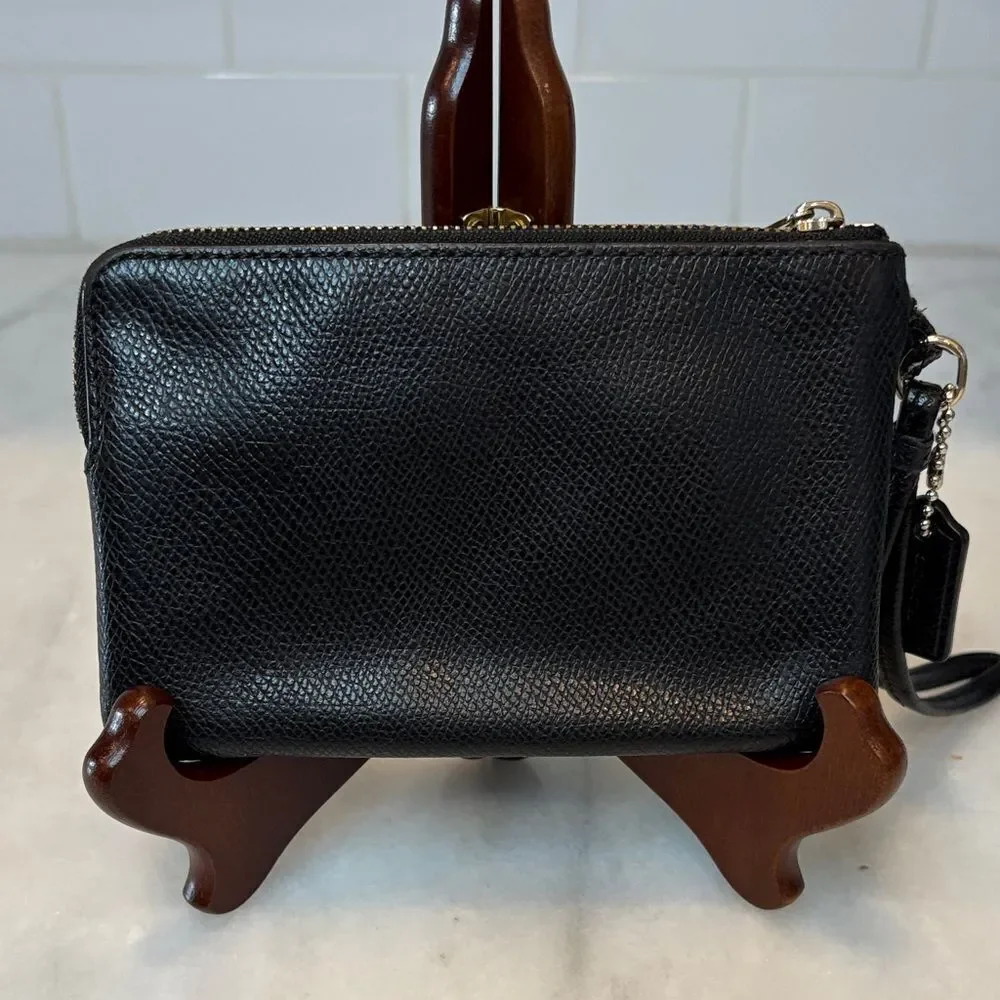 Coach Wristlet Bag Purse Leather Cross Grain Textured Black Pouch Clutch Wallet